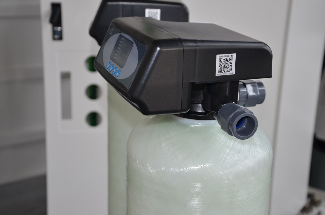 Prezzo automatico industriale dell'addolcitore dell'acqua della valvola di regolazione da vendere gli accessori del sistema del RO